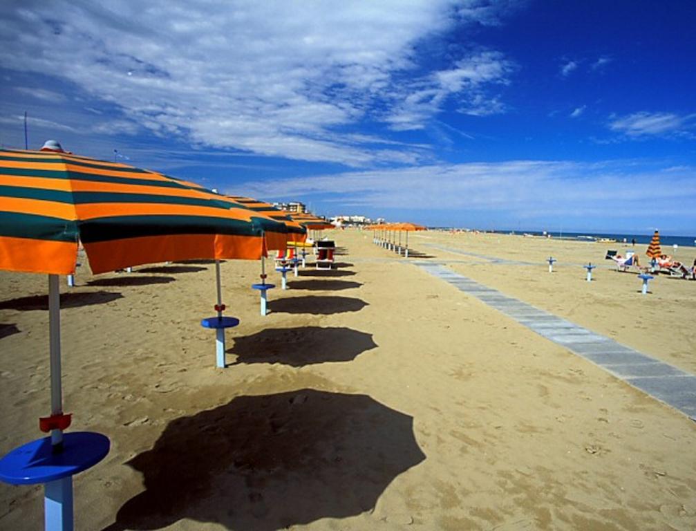 Hr Vapore Gatteo Mare Гаттео-а-Маре Экстерьер фото